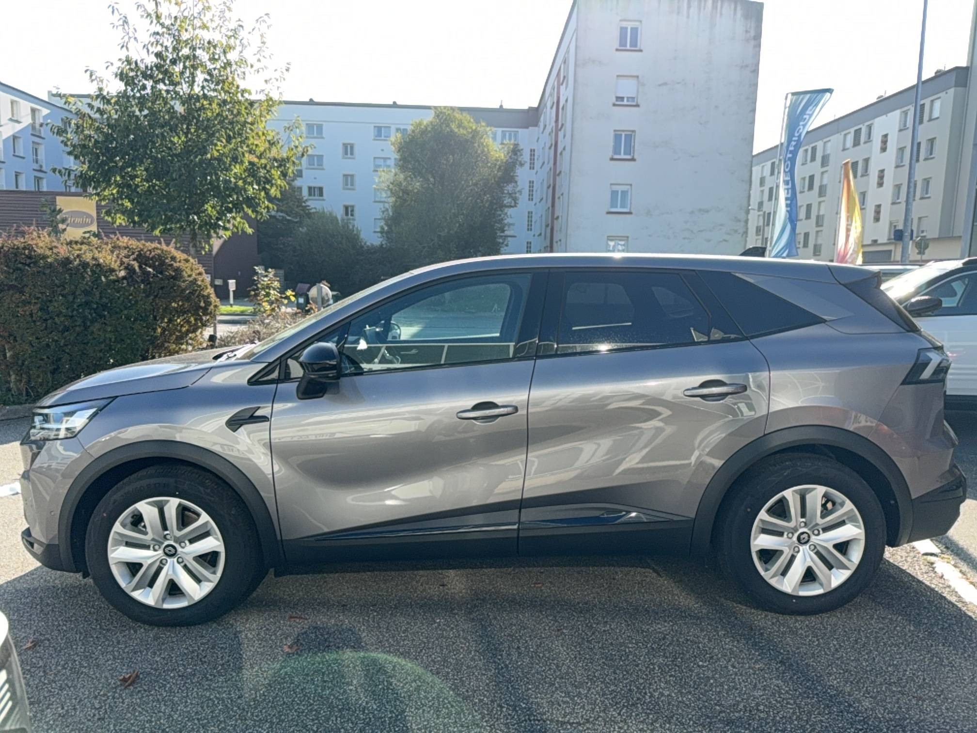 Vente en ligne Renault Symbioz  E-Tech full hybrid 145 au prix de 32 990 €