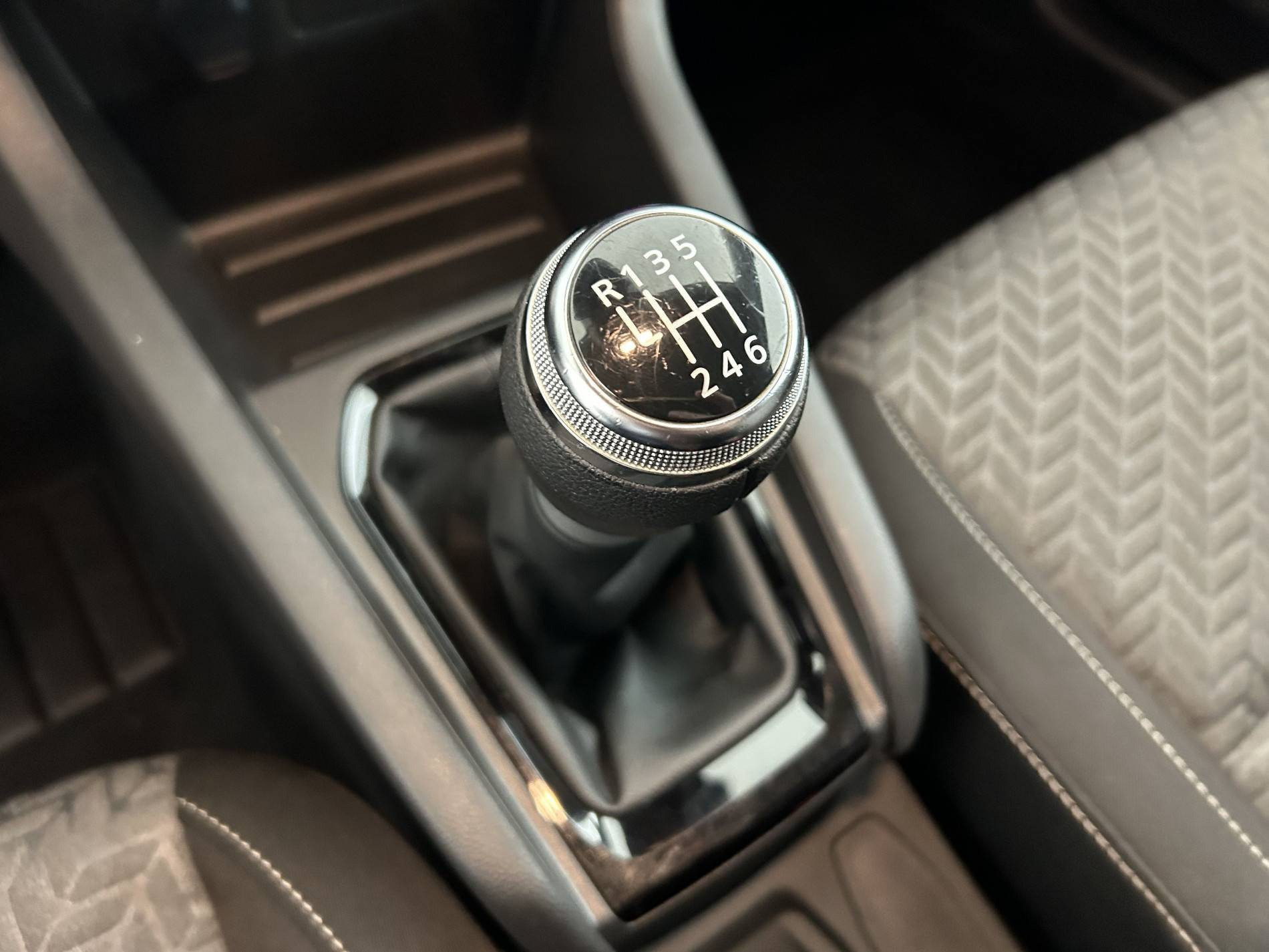 Vente en ligne Renault Clio 5 Clio TCe 90 au prix de 14 690 €