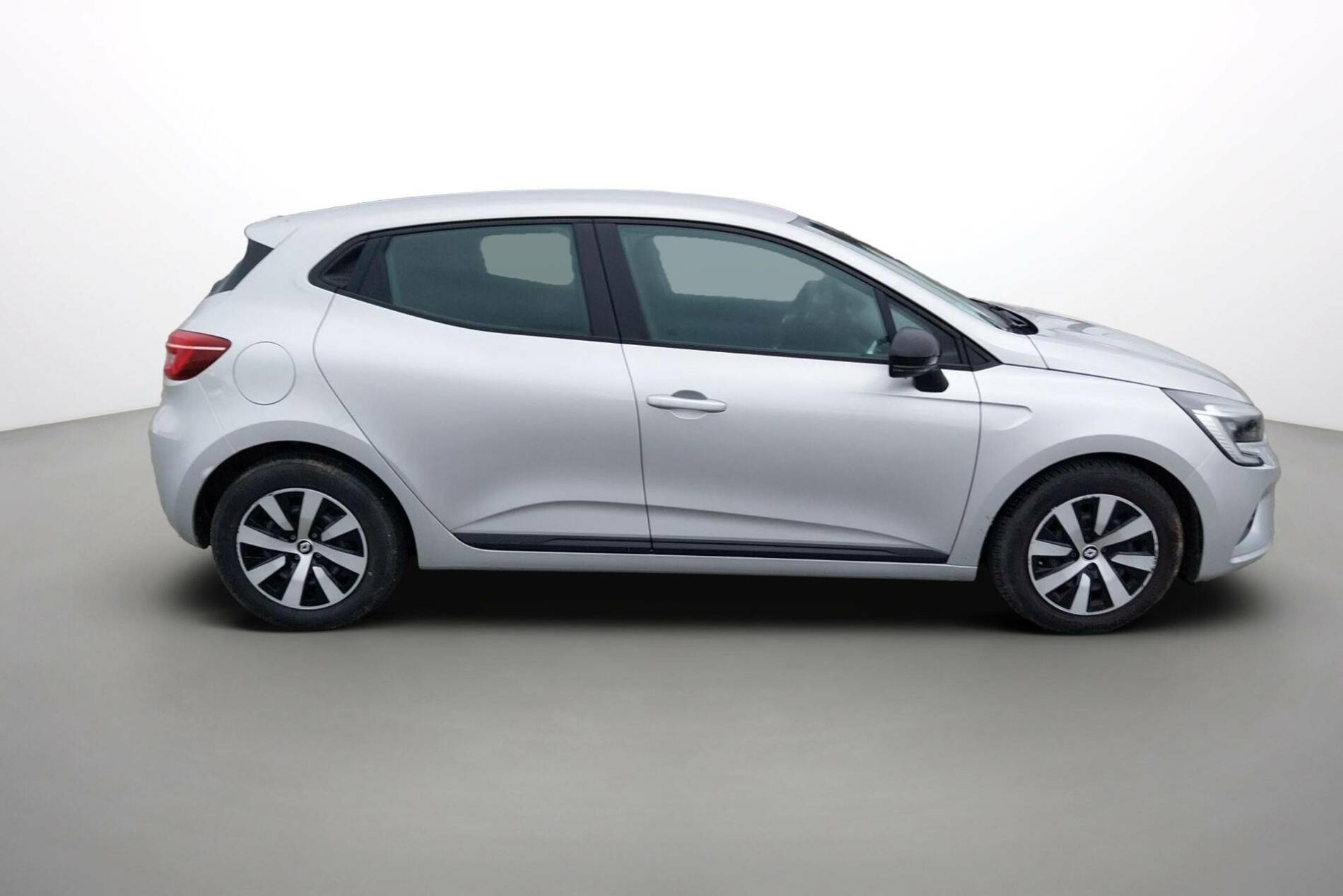 Vente en ligne Renault Clio 5 Clio TCe 90 au prix de 14 590 €