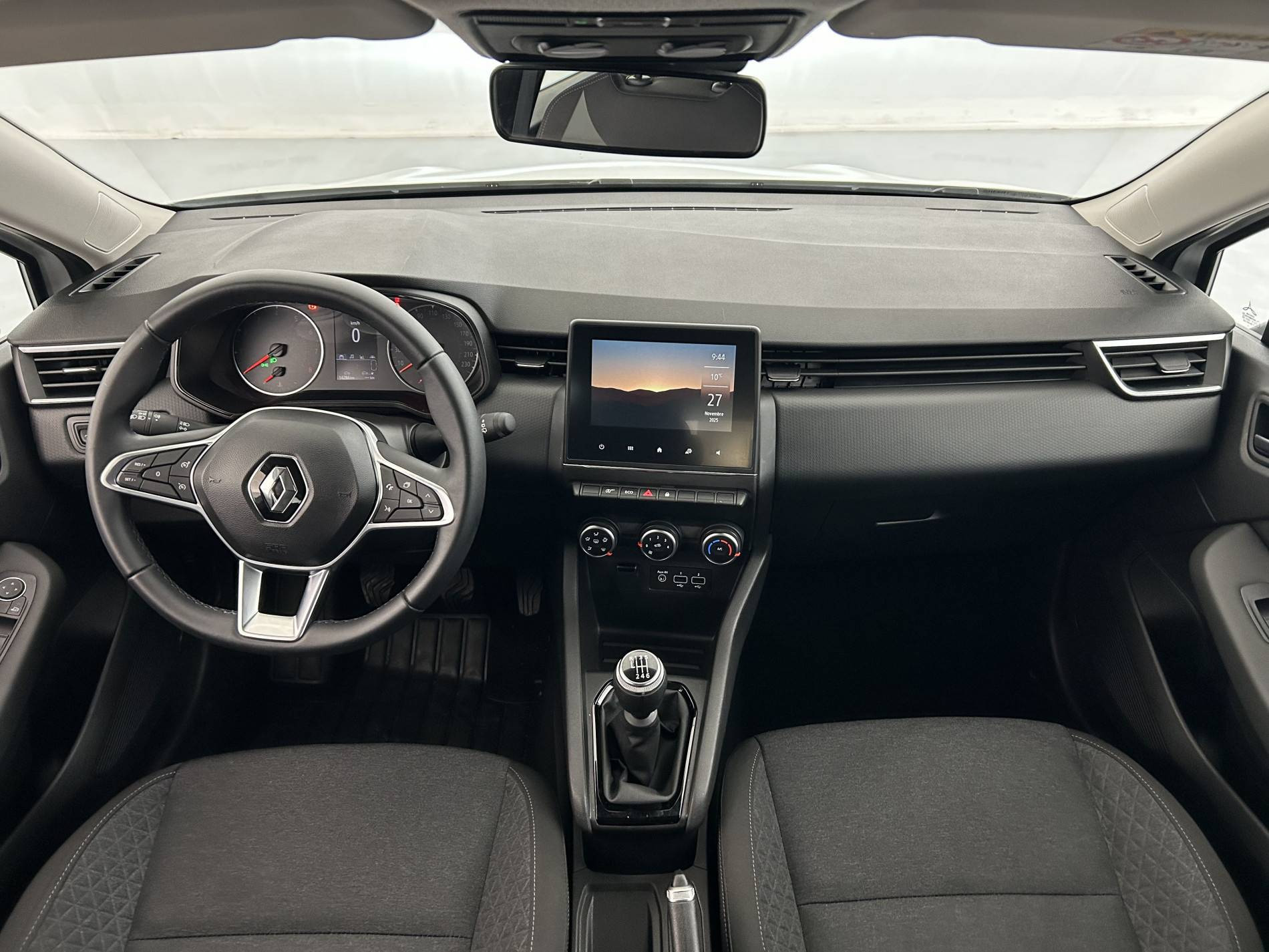 Vente en ligne Renault Clio 5 Clio TCe 90 au prix de 13 990 €