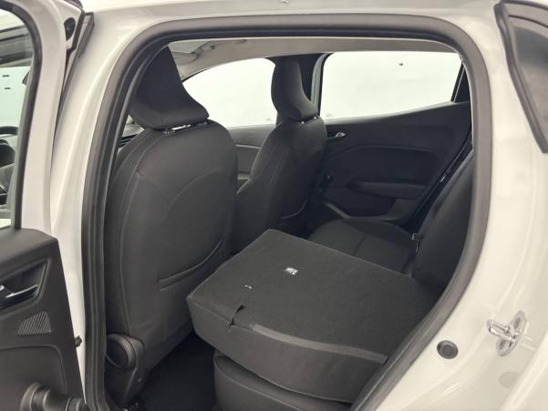 Vente en ligne Renault Clio 5 Clio E-Tech 140 - 21N au prix de 16 390 €