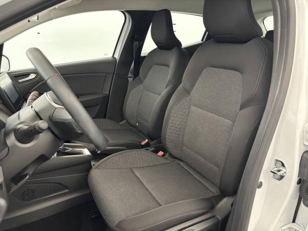 Vente en ligne Renault Clio 5 Clio E-Tech 140 - 21N au prix de 16 390 €