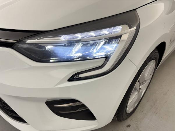 Vente en ligne Renault Clio 5 Clio SCe 65 - 21N au prix de 13 590 €