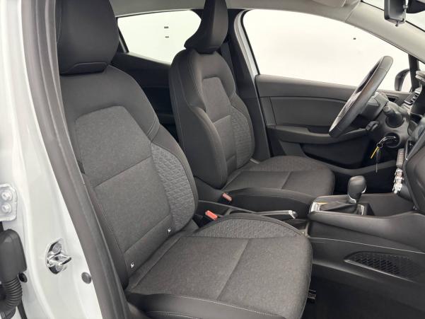 Vente en ligne Renault Clio 5 Clio E-Tech 140 - 21N au prix de 16 390 €