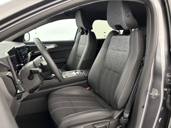 Vente en ligne Renault Austral  E-Tech hybrid 200 au prix de 33 990 €