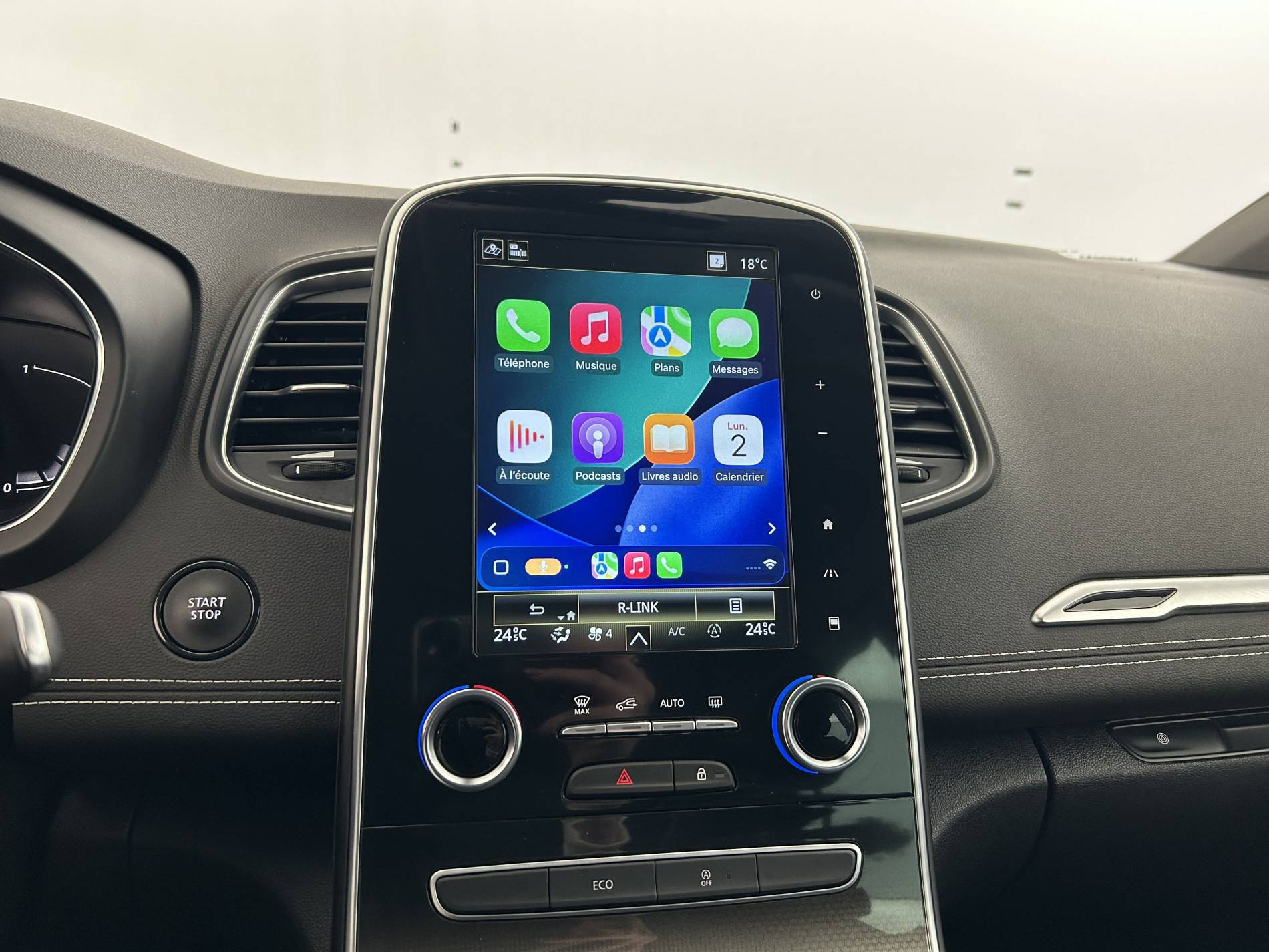 Vente en ligne Renault Grand Scenic 4 Grand Scenic TCe 140 au prix de 22 990 €