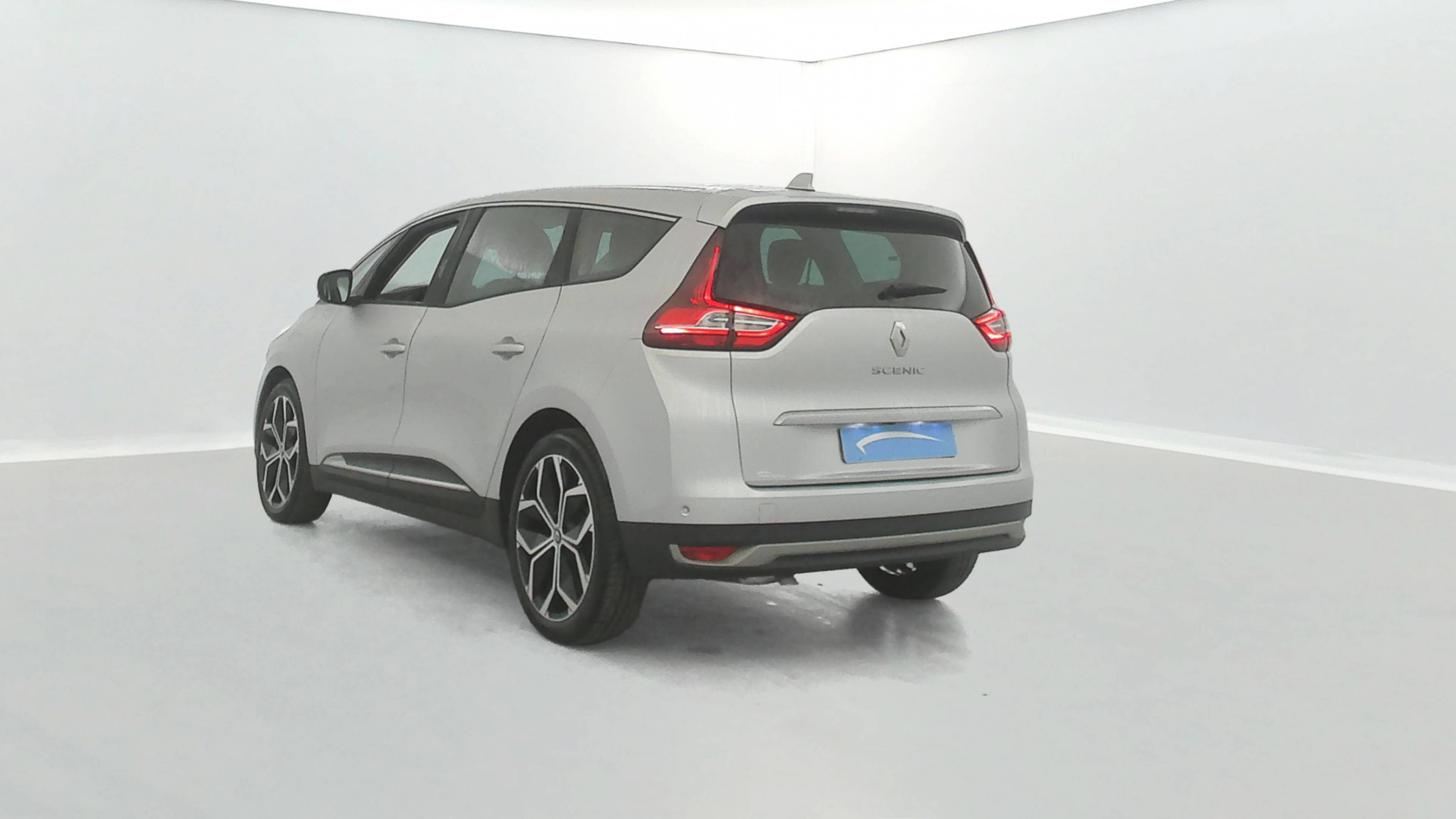 Vente en ligne Renault Grand Scenic 4 Grand Scenic TCe 140 au prix de 22 990 €