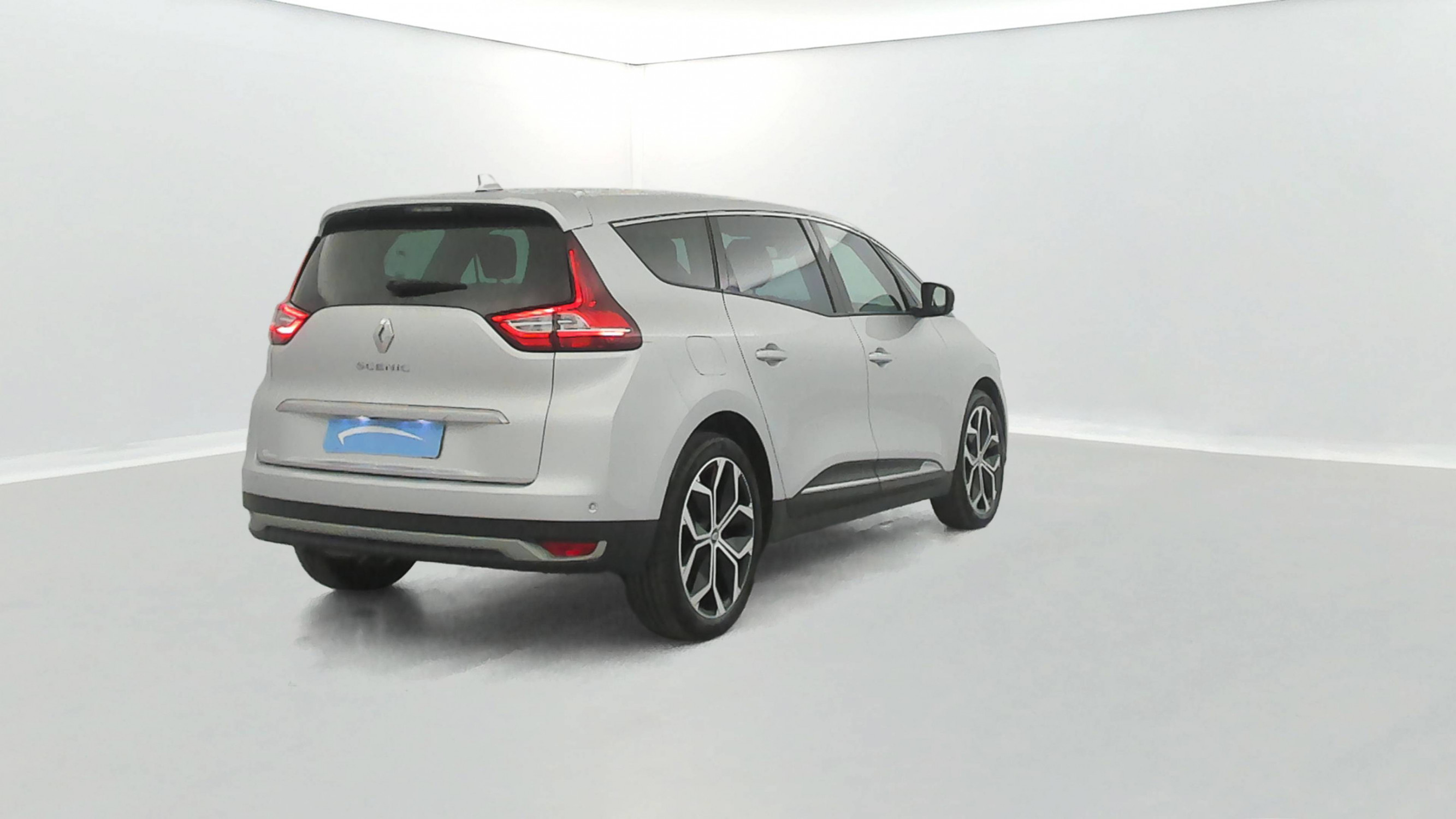 Vente en ligne Renault Grand Scenic 4 Grand Scenic TCe 140 au prix de 22 990 €