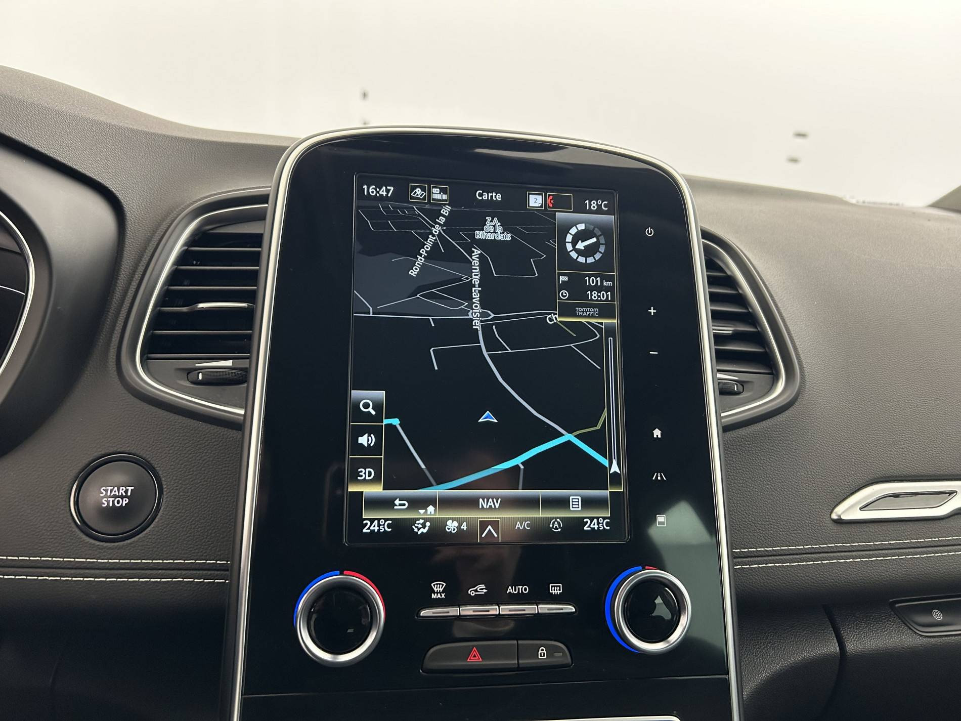 Vente en ligne Renault Grand Scenic 4 Grand Scenic TCe 140 au prix de 22 990 €