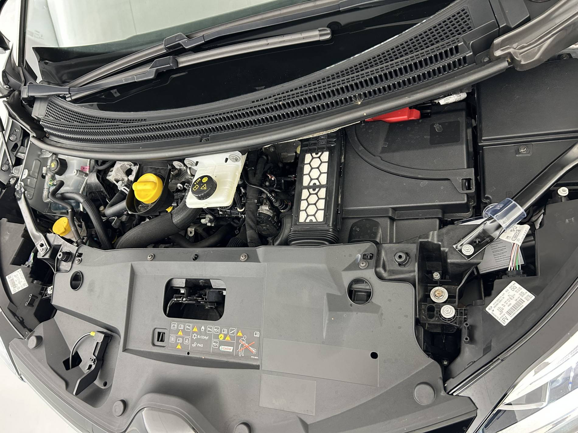 Vente en ligne Renault Grand Scenic 4 Grand Scenic TCe 140 au prix de 22 990 €