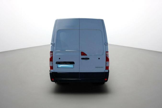 Vente en ligne Renault Master Fourgon MASTER FGN TRAC F3500 L2H2 BLUE DCI 135 au prix de 25 990 €