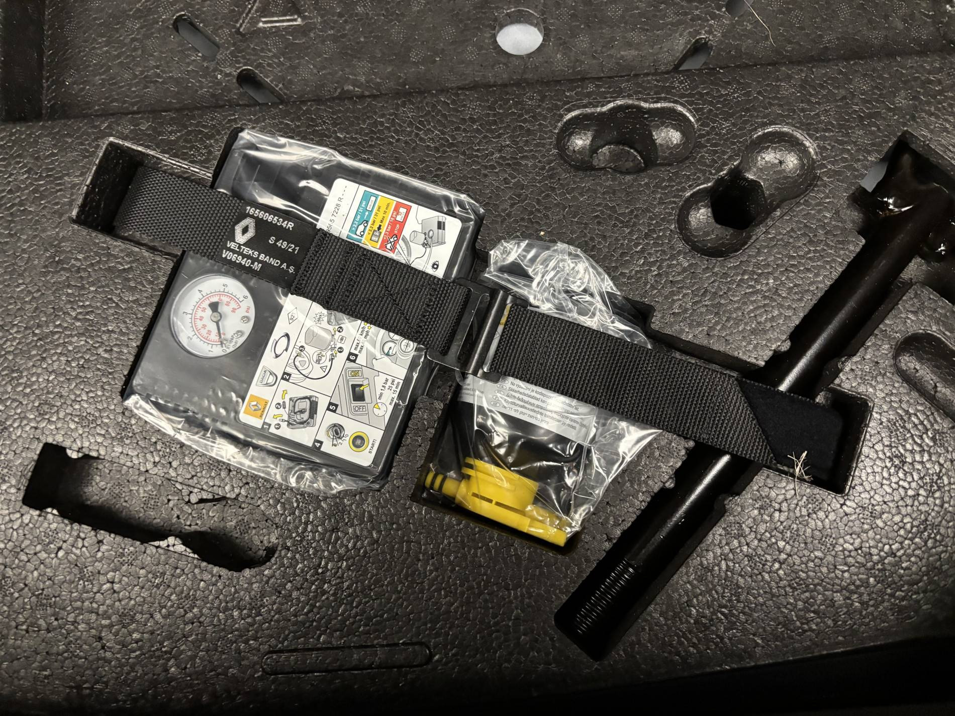 Vente en ligne Renault Clio 5 Clio TCe 90 au prix de 13 990 €