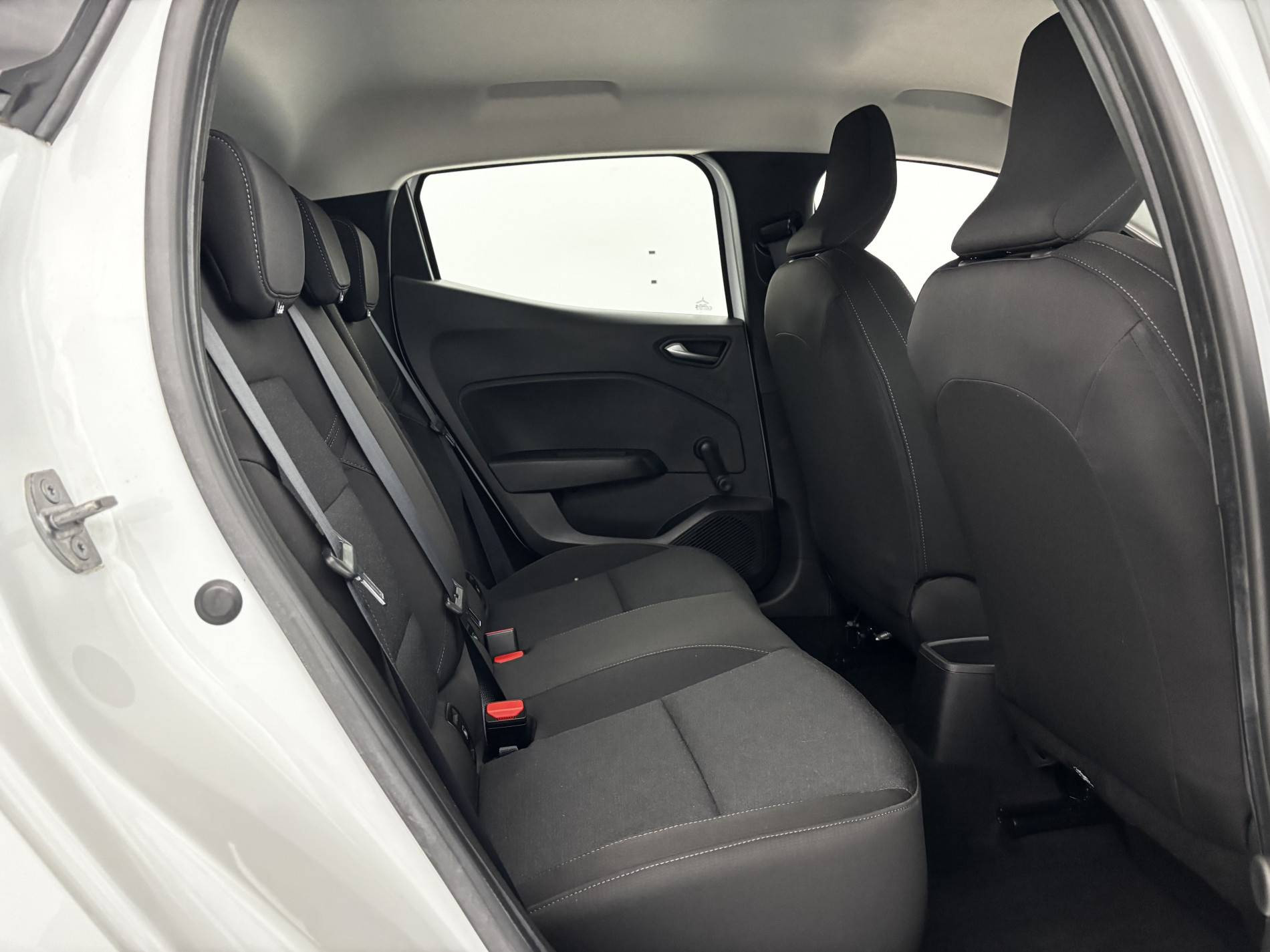 Vente en ligne Renault Clio 5 Clio TCe 90 au prix de 13 990 €