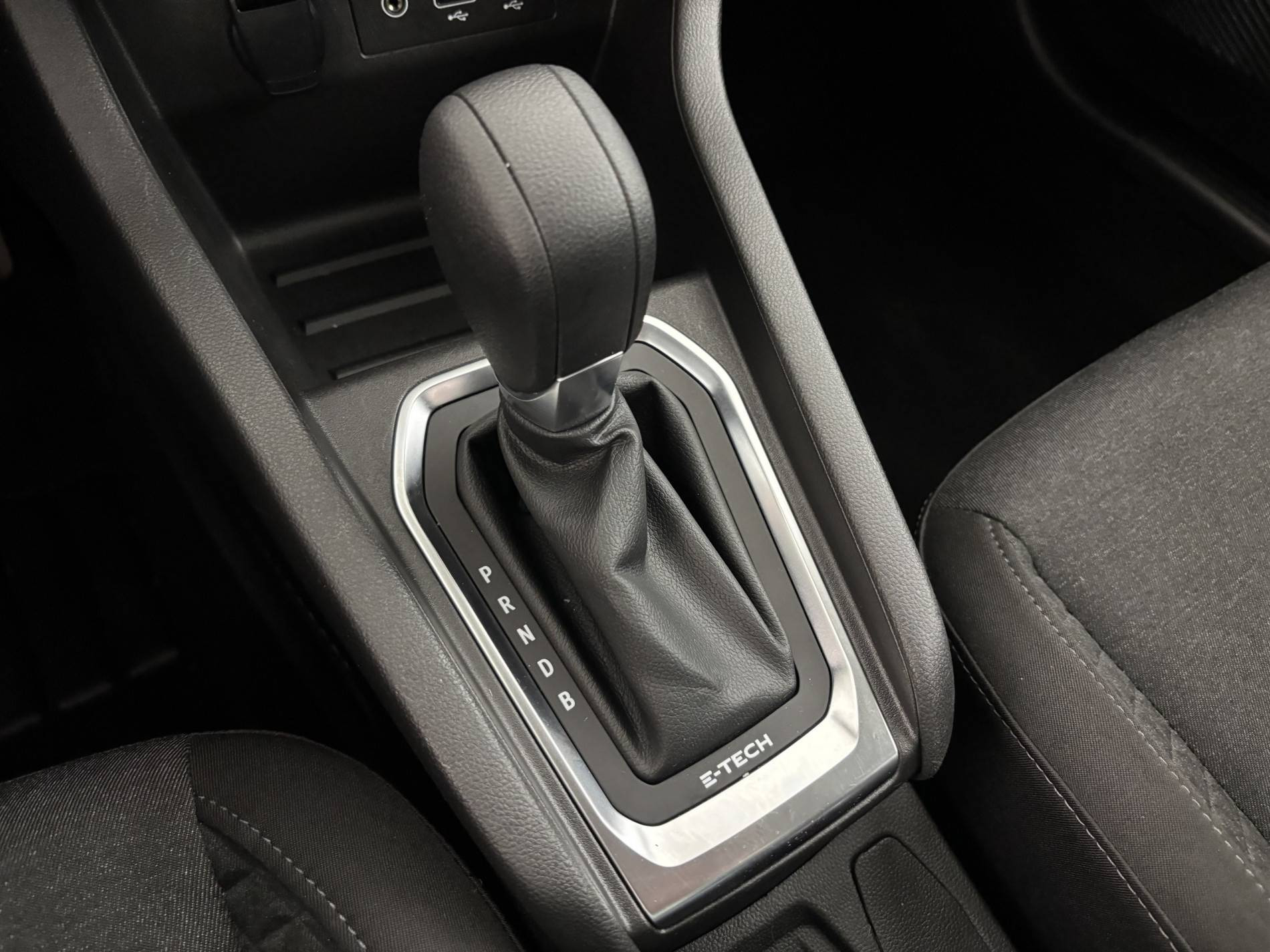 Vente en ligne Renault Clio 5 Clio TCe 90 au prix de 13 990 €