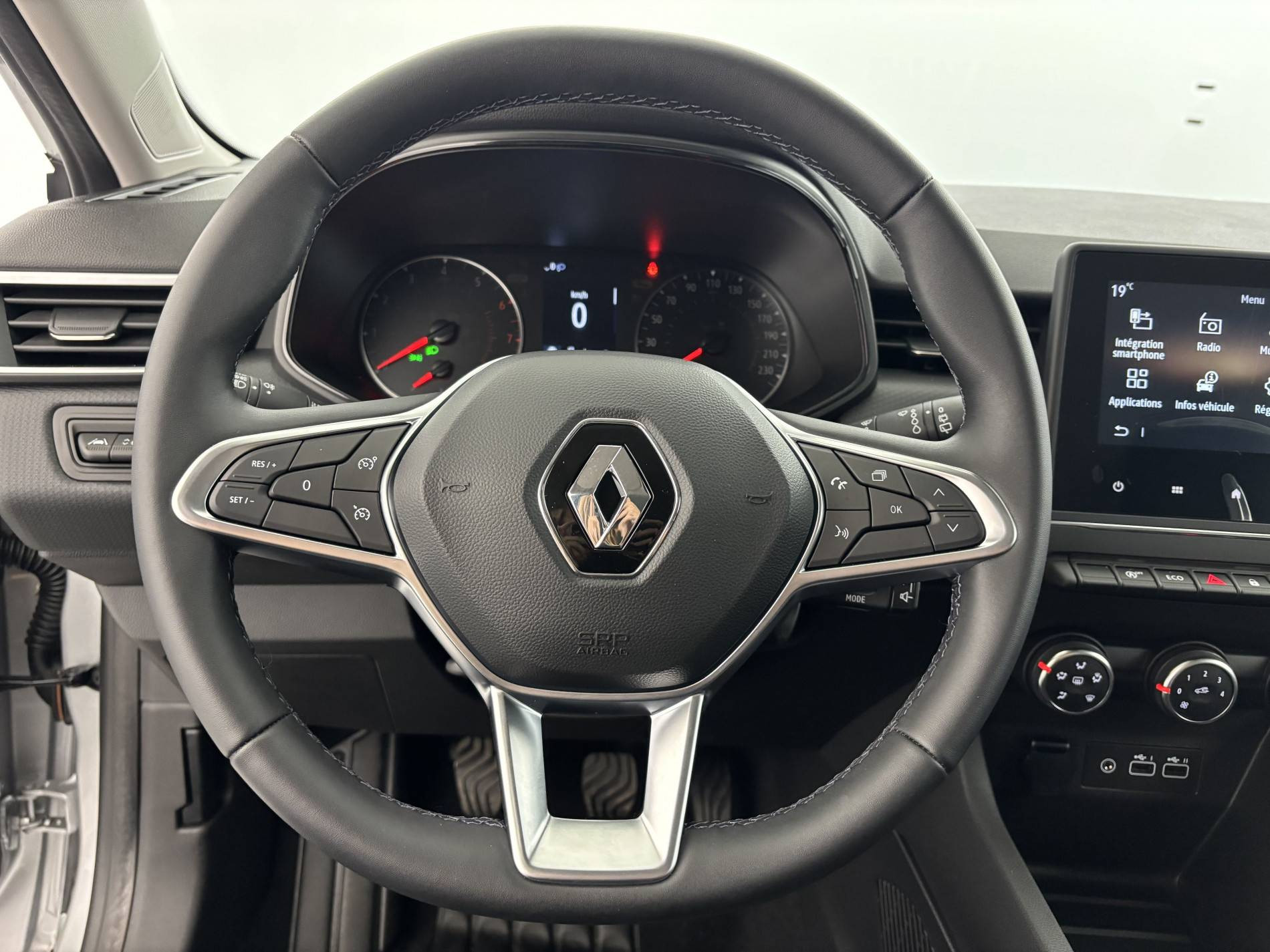 Vente en ligne Renault Clio 5 Clio TCe 90 au prix de 14 290 €