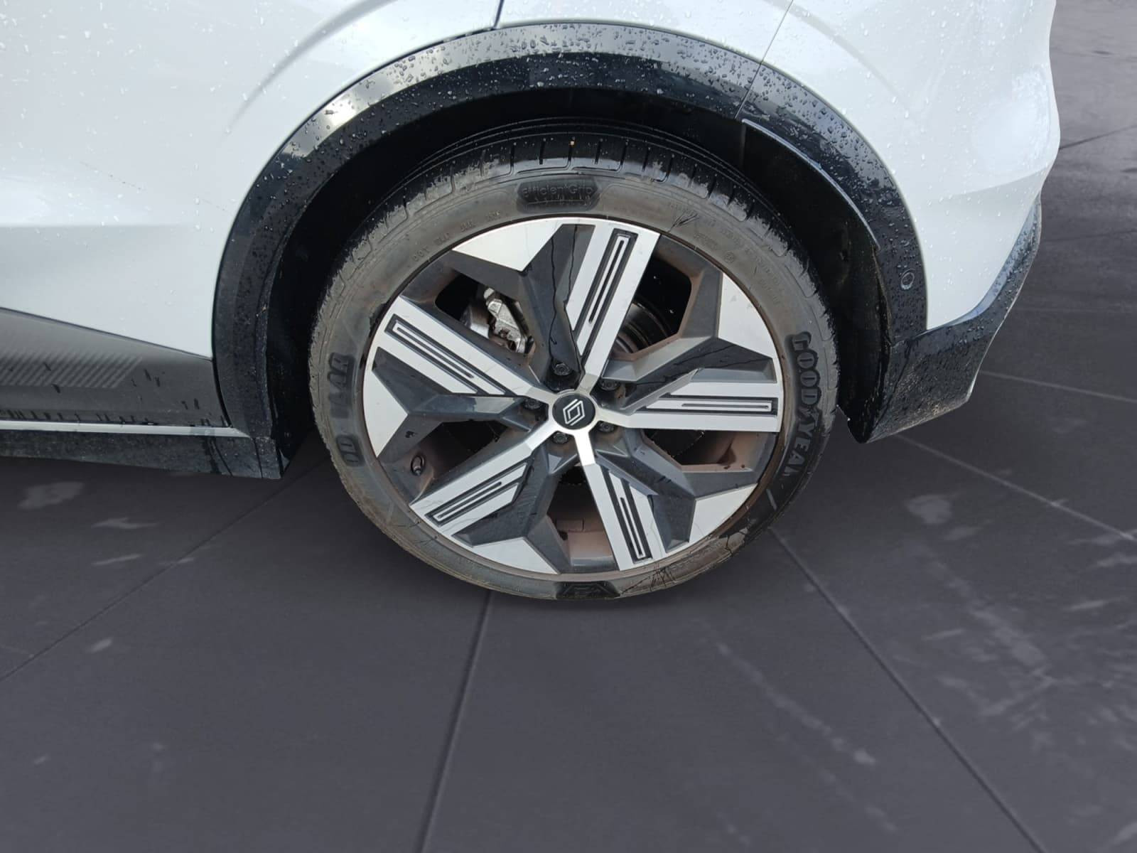 Vente en ligne Renault Megane E-Tech  220 ch autonomie confort GSR2 au prix de 30 890 €