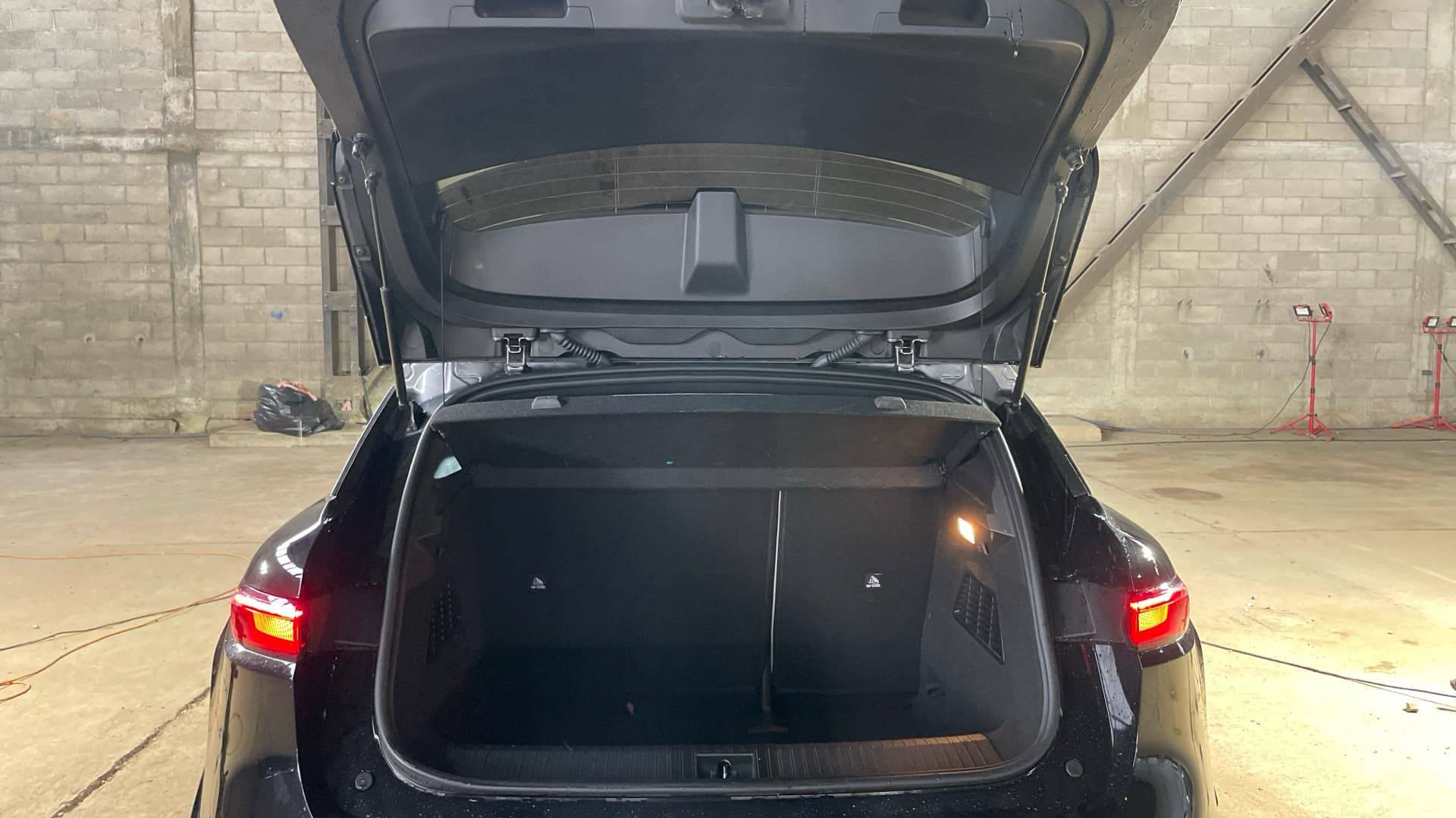 Vente en ligne Renault Megane E-Tech  EV60 220 ch super charge au prix de 24 990 €