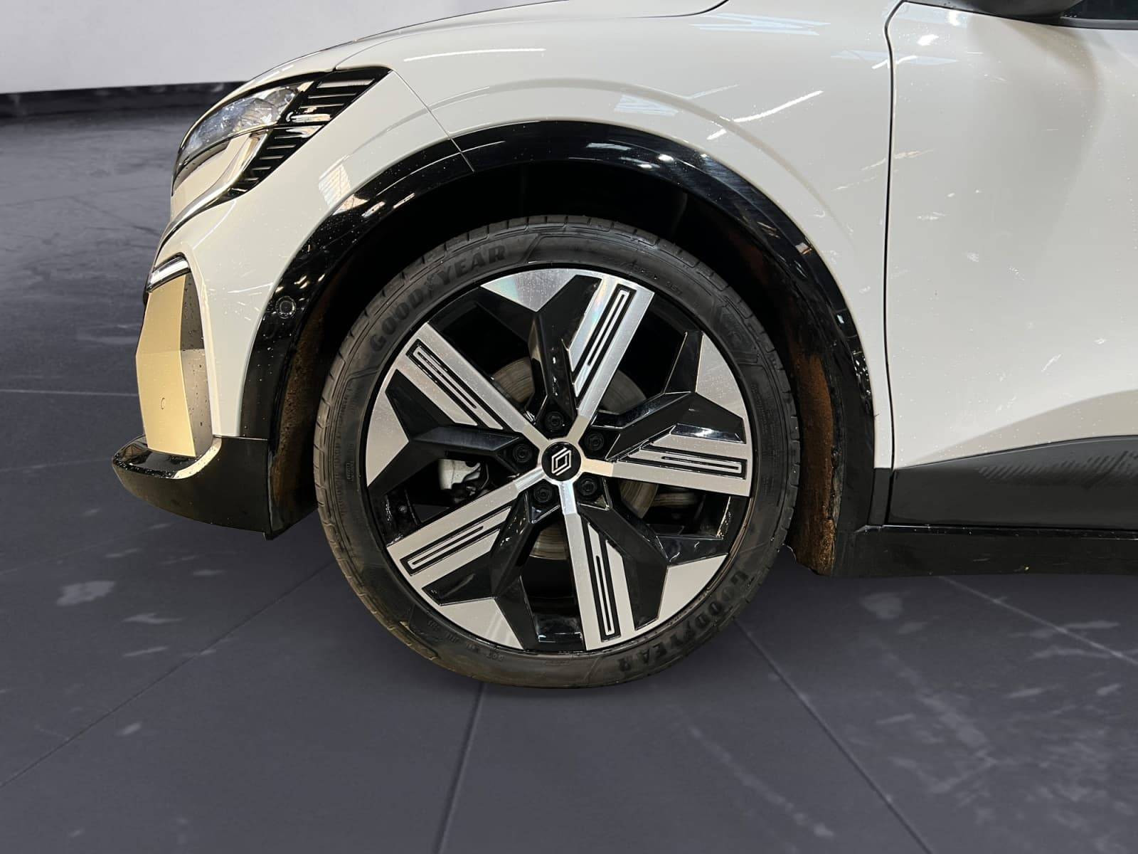 Vente en ligne Renault Megane E-Tech  220 ch autonomie confort GSR2 au prix de 30 890 €