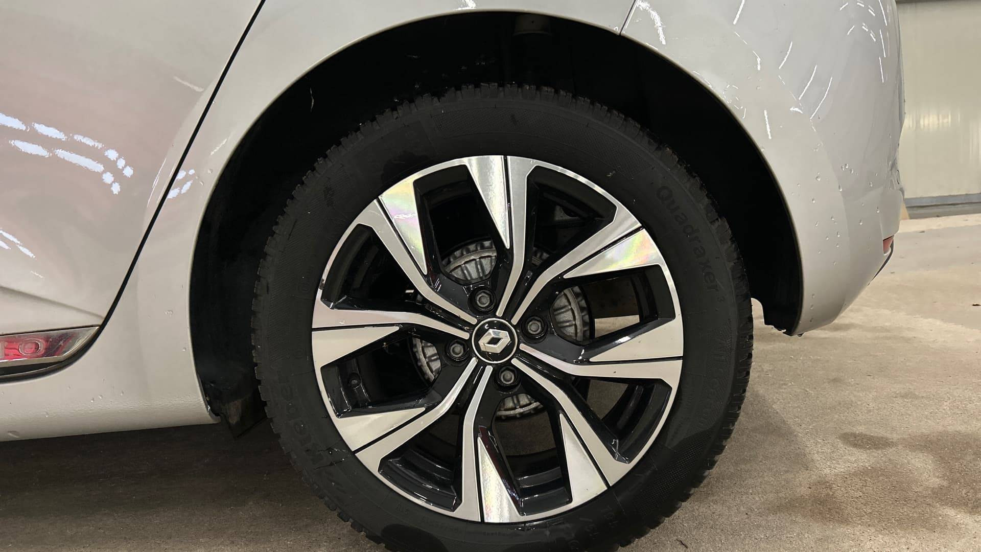 Vente en ligne Renault Clio 5 Clio TCe 90 - 21N au prix de 13 690 €