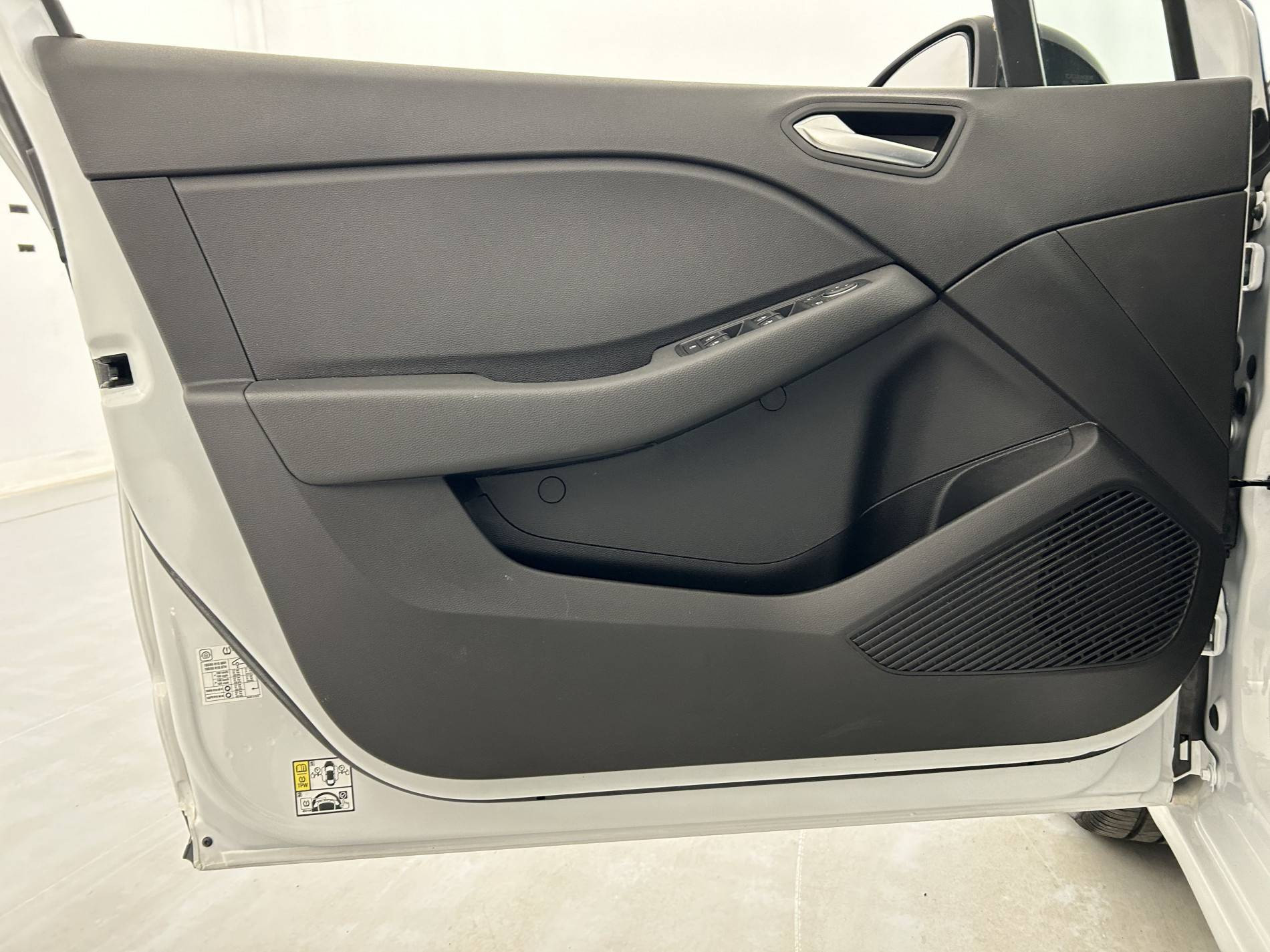 Vente en ligne Renault Clio 5 Clio TCe 90 - 21N au prix de 13 990 €