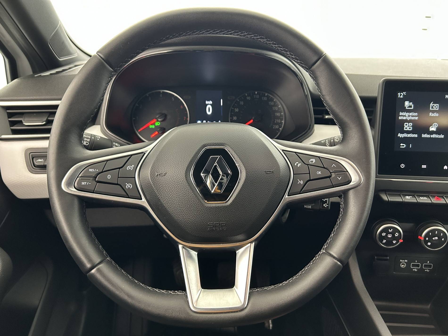 Vente en ligne Renault Clio 5 Clio TCe 90 - 21N au prix de 13 990 €