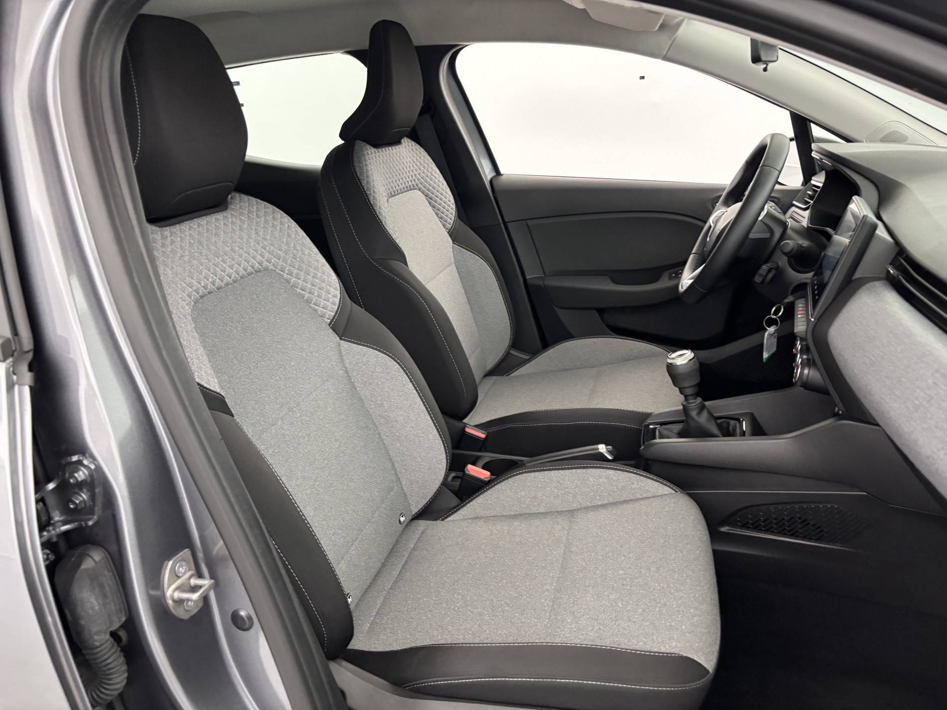 Vente en ligne Renault Clio 5 Clio TCe 90 au prix de 14 990 €