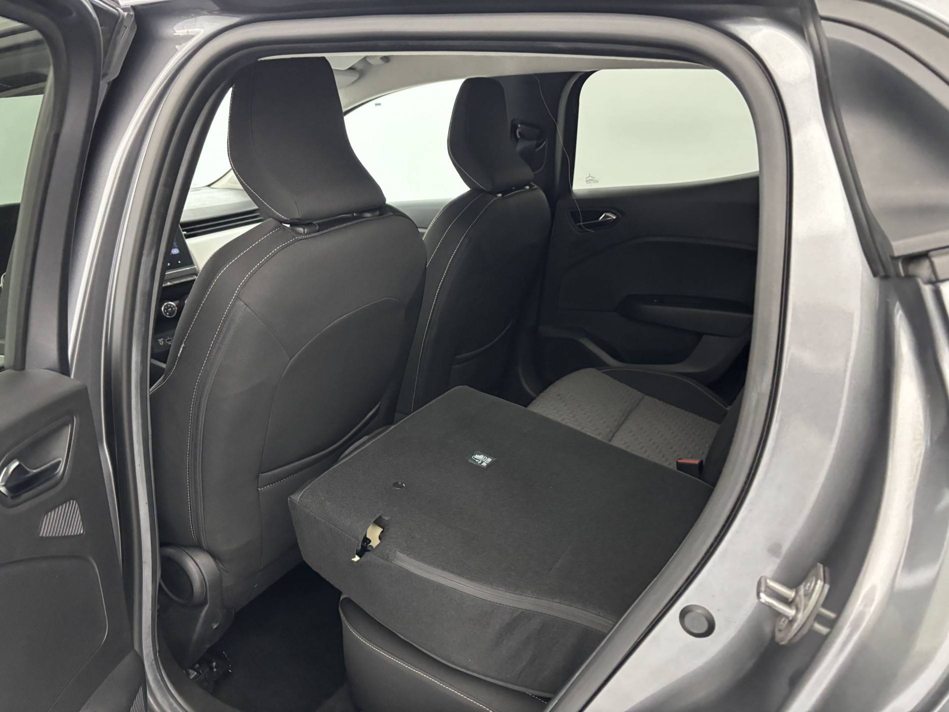 Vente en ligne Renault Clio 5 Clio TCe 90 au prix de 14 590 €