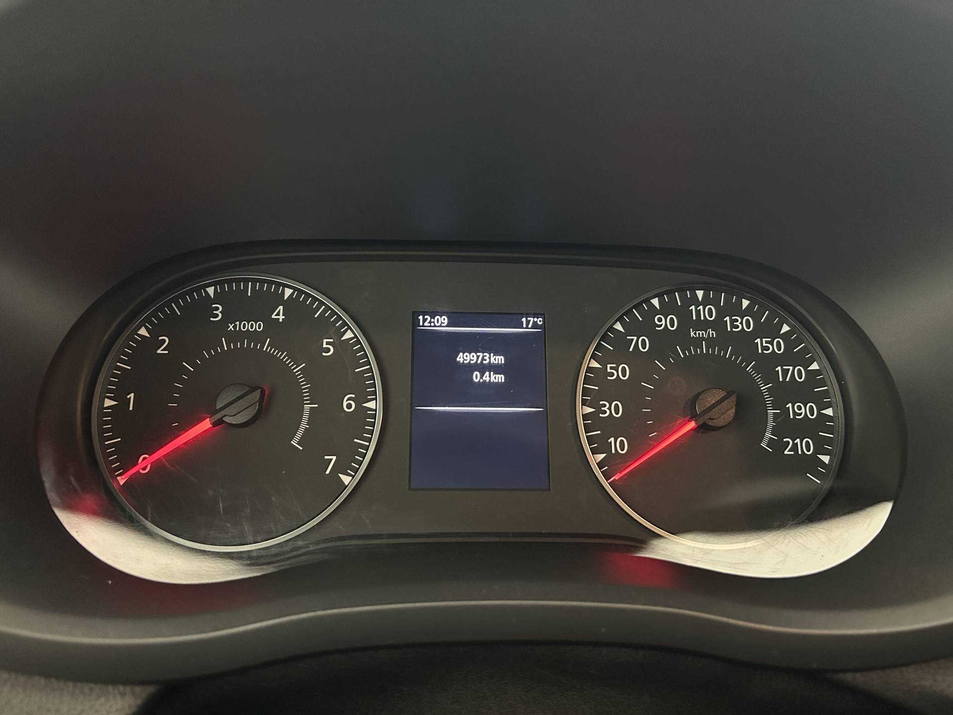 Vente en ligne Renault Master Fourgon MASTER FGN TRAC F3500 L2H2 BLUE DCI 135 au prix de 25 990 €