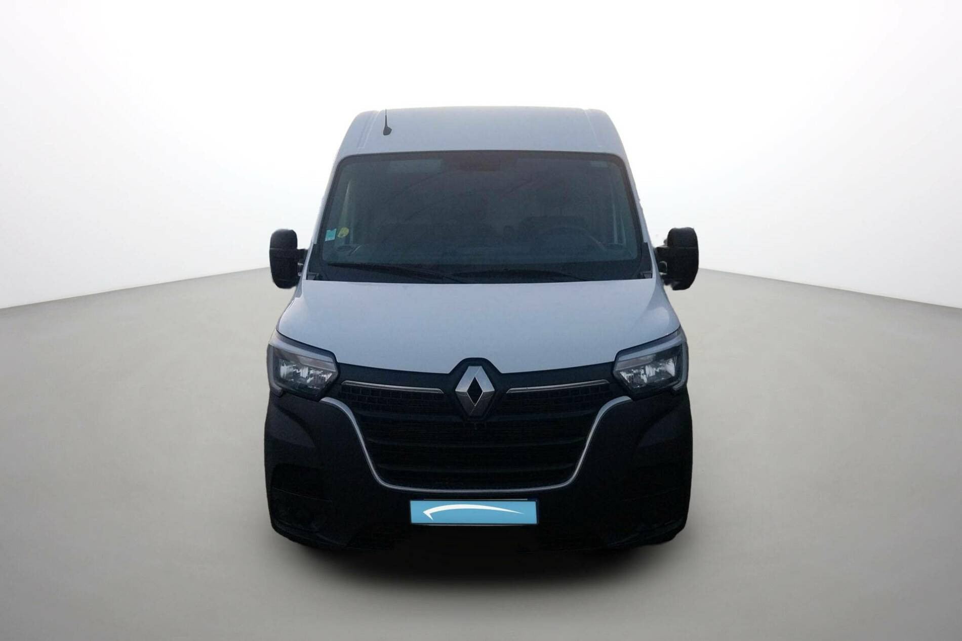 Vente en ligne Renault Master Fourgon MASTER FGN TRAC F3500 L2H2 BLUE DCI 135 au prix de 25 990 €