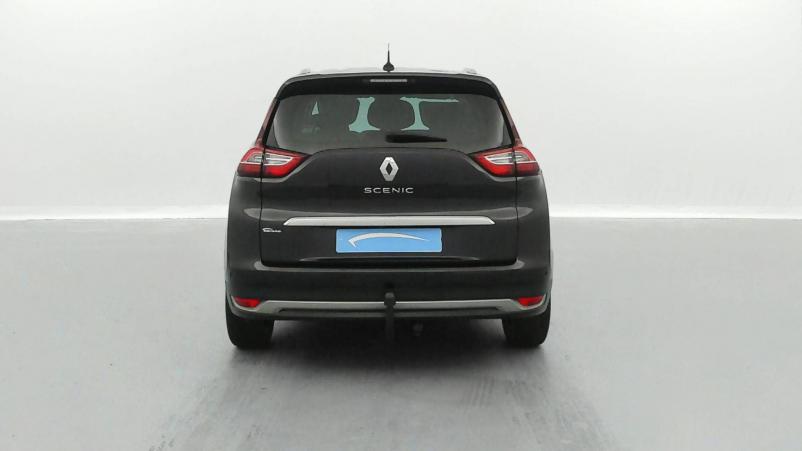 Vente en ligne Renault Grand Scenic 4 Grand Scenic dCi 160 Energy EDC au prix de 17 990 €