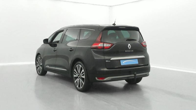 Vente en ligne Renault Grand Scenic 4 Grand Scenic dCi 160 Energy EDC au prix de 17 990 €