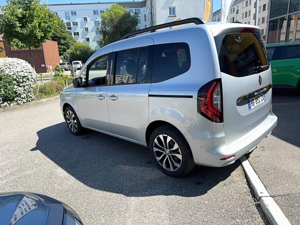 Vente en ligne Renault Kangoo E-Tech  120 ch AC22/DC80 GSR2 au prix de 39 790 €