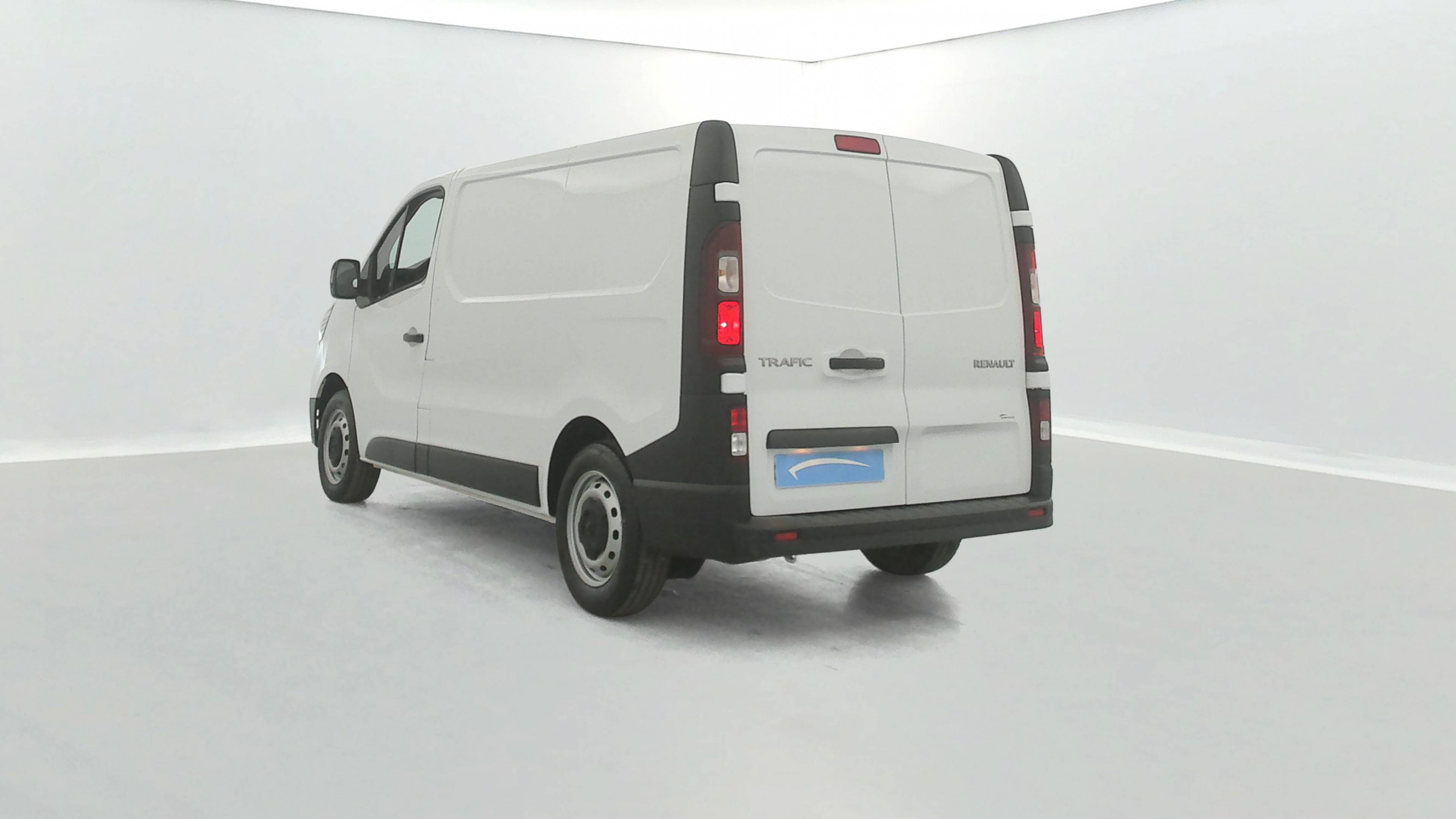 Vente en ligne Renault Trafic 3 Fourgon TRAFIC FGN L1H1 3T BLUE DCI 130 GSR2 au prix de 24 990 €