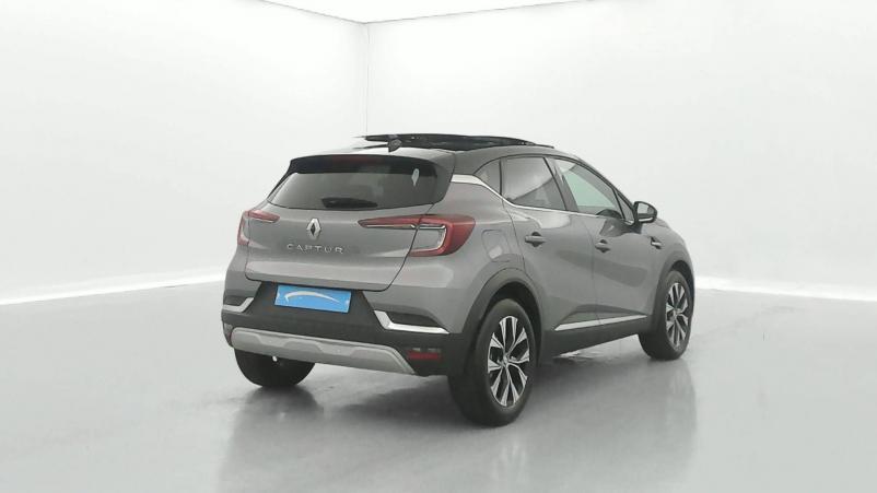 Vente en ligne Renault Captur  mild hybrid 140 au prix de 22 890 €