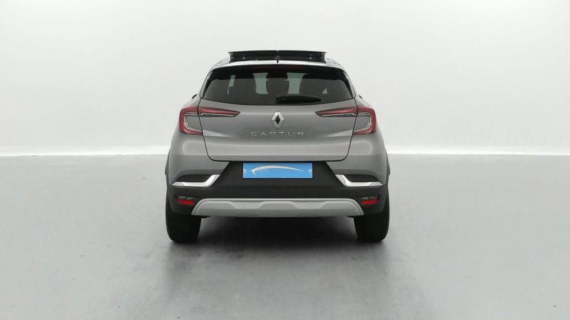 Vente en ligne Renault Captur  mild hybrid 140 au prix de 22 890 €