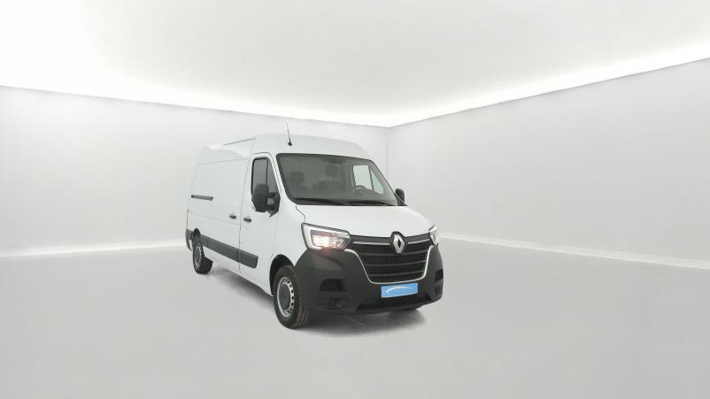 Vente en ligne Renault Master Fourgon MASTER FGN TRAC F3500 L2H2 BLUE DCI 135 au prix de 27 990 €