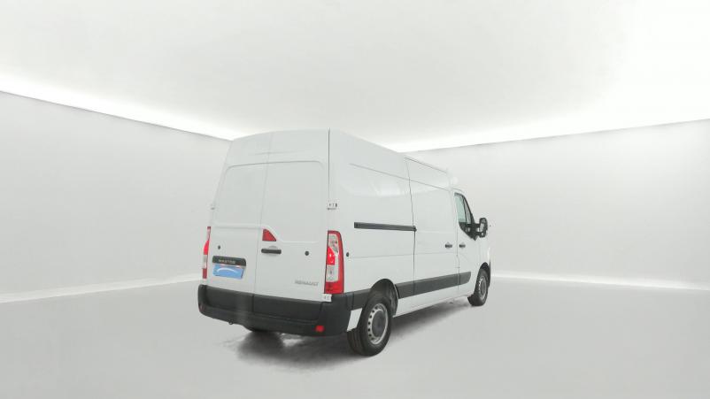 Vente en ligne Renault Master Fourgon MASTER FGN TRAC F3500 L2H2 DCI 135 au prix de 19 990 €