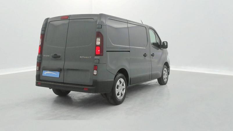 Vente en ligne Renault Trafic 3 Fourgon TRAFIC FGN L1H1 2800 KG BLUE DCI 110 au prix de 23 590 €