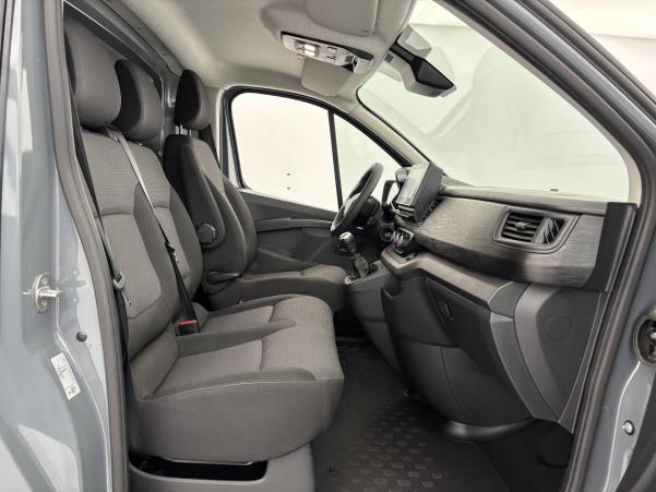 Vente en ligne Renault Trafic 3 Fourgon TRAFIC FGN L1H1 2800 KG BLUE DCI 110 au prix de 23 590 €