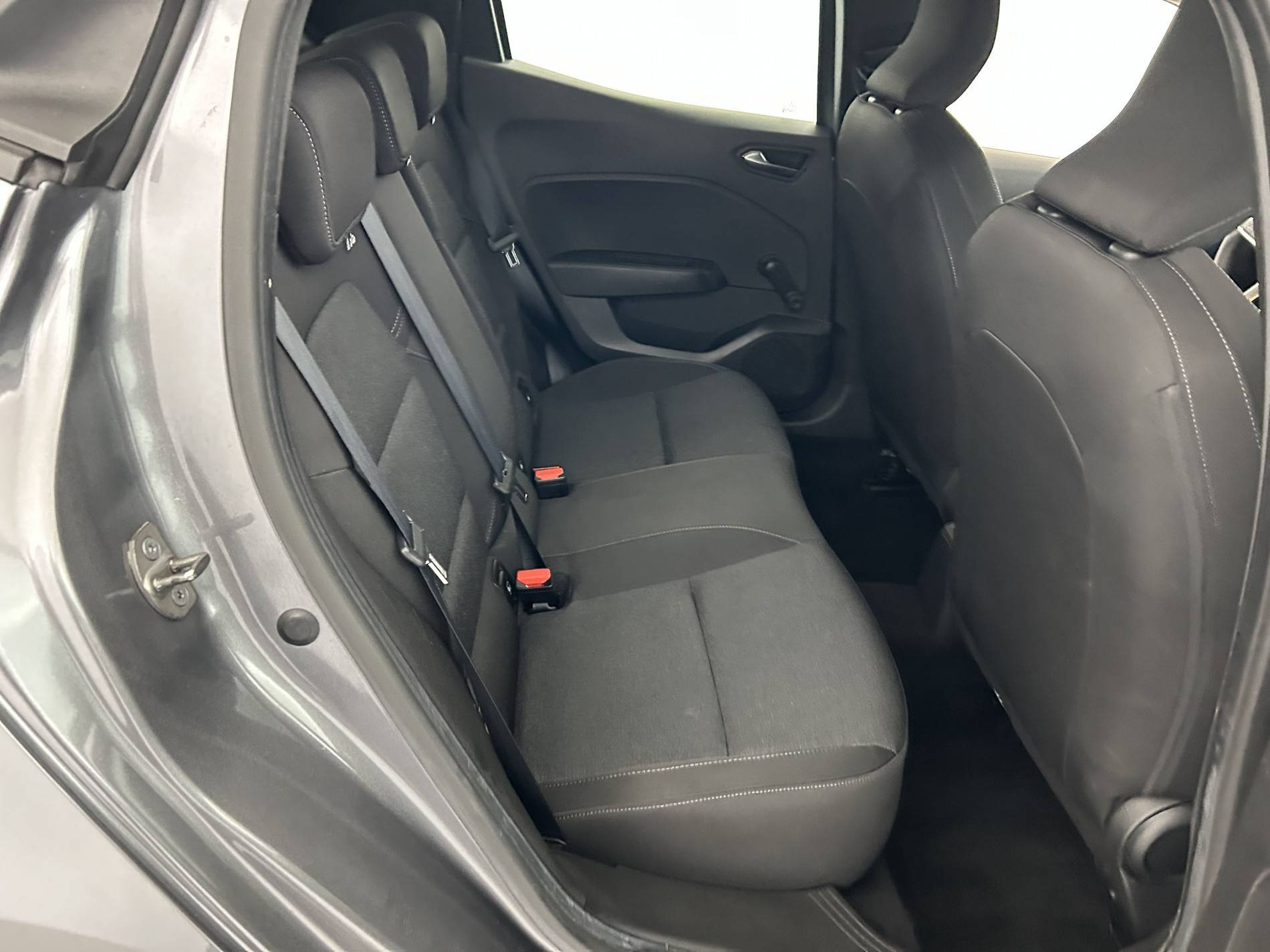 Vente en ligne Renault Clio 5 Clio TCe 90 au prix de 13 990 €