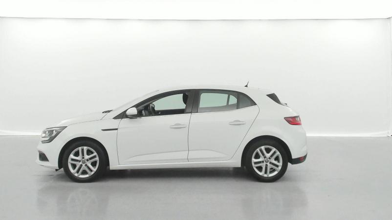 Vente en ligne Renault Megane 4 Mégane IV Berline Blue dCi 95 au prix de 15 490 €