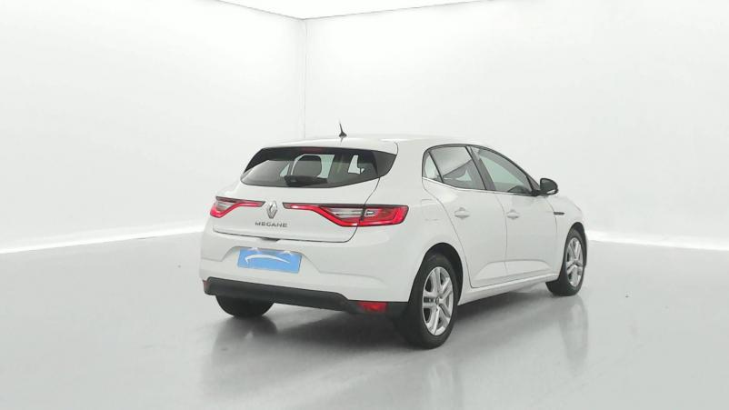 Vente en ligne Renault Megane 4 Mégane IV Berline Blue dCi 95 au prix de 15 490 €