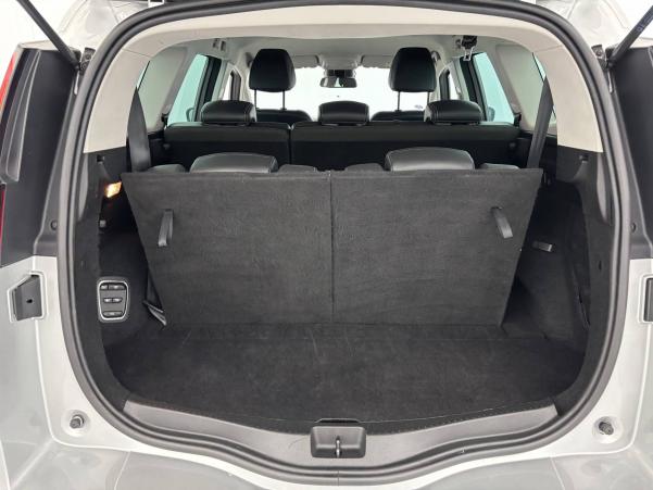 Vente en ligne Renault Grand Scenic 4 Grand Scenic TCe 140 au prix de 22 990 €