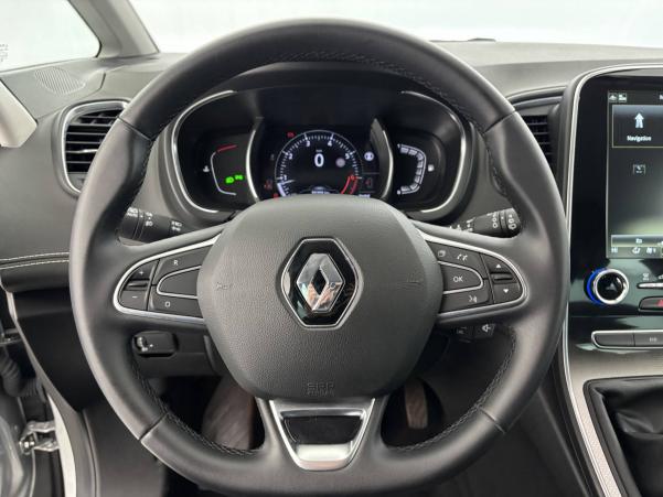Vente en ligne Renault Grand Scenic 4 Grand Scenic TCe 140 au prix de 22 990 €