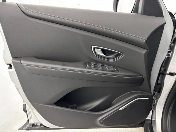 Vente en ligne Renault Grand Scenic 4 Grand Scenic TCe 140 au prix de 22 990 €