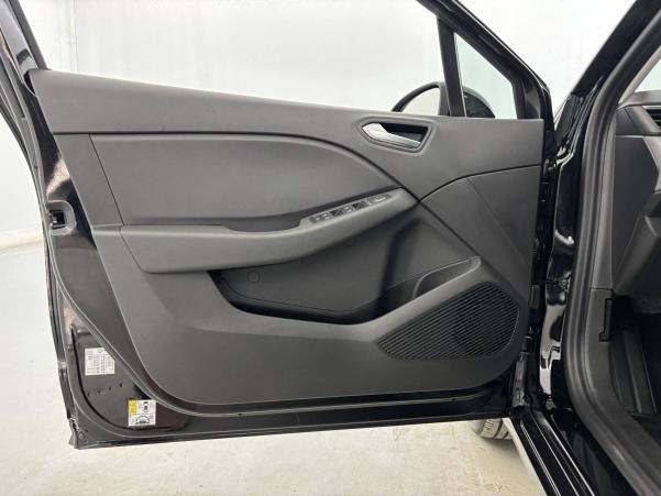 Vente en ligne Renault Clio 5 Clio TCe 90 au prix de 17 190 €
