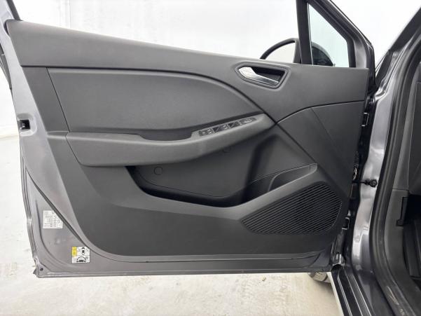 Vente en ligne Renault Clio 5 Clio TCe 90 au prix de 16 590 €
