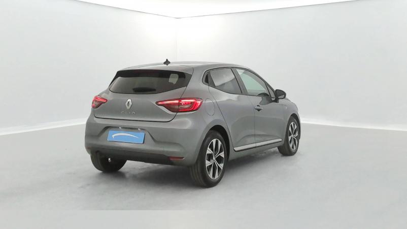 Vente en ligne Renault Clio 5 Clio TCe 90 au prix de 16 590 €