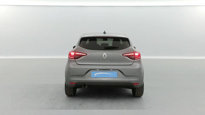 Vente en ligne Renault Clio 5 Clio TCe 90 au prix de 16 590 €