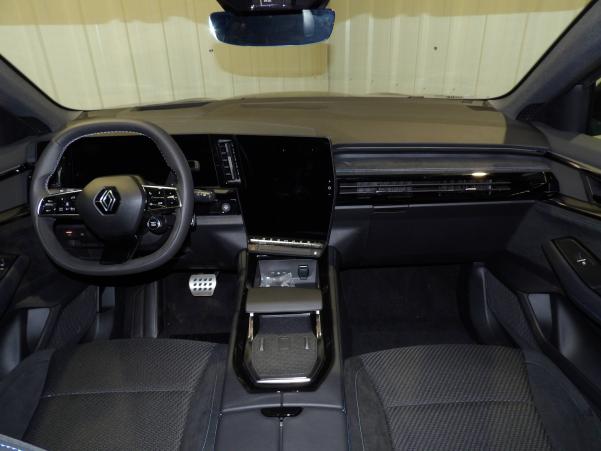 Vente en ligne Renault Nouveau Espace Espace E-Tech hybrid 200 au prix de 42 990 €